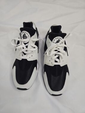 Nike Air Huarache Black and White Sneakers